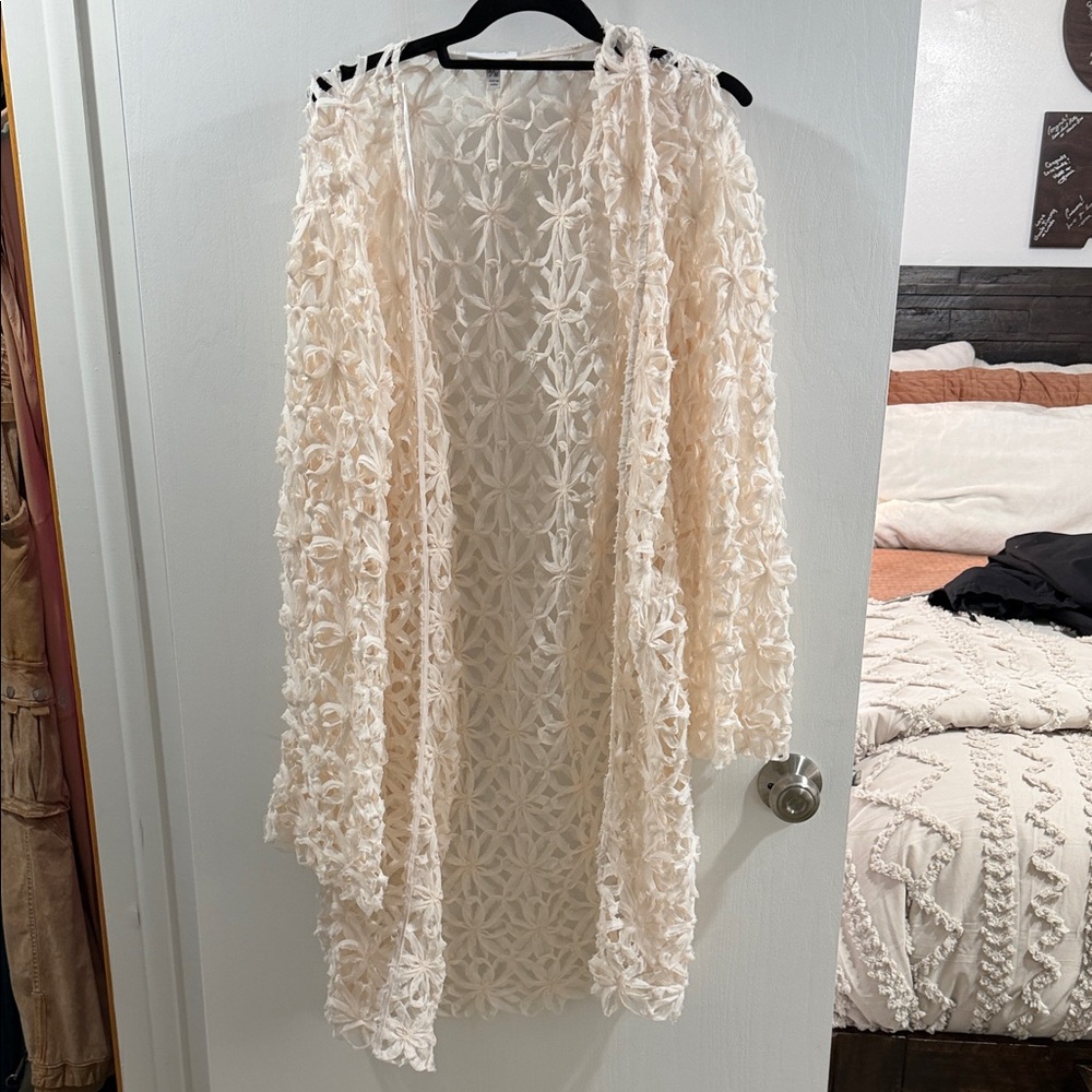 Light Cream Floral Crochet Open-Front Cardigan